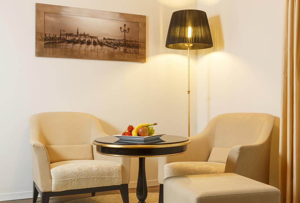 Business Hotel First Feusisberg Room photo