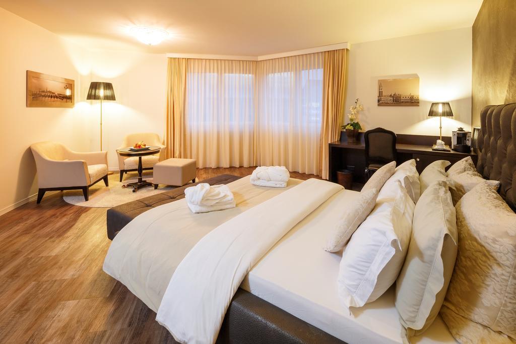 Business Hotel First Feusisberg Room photo